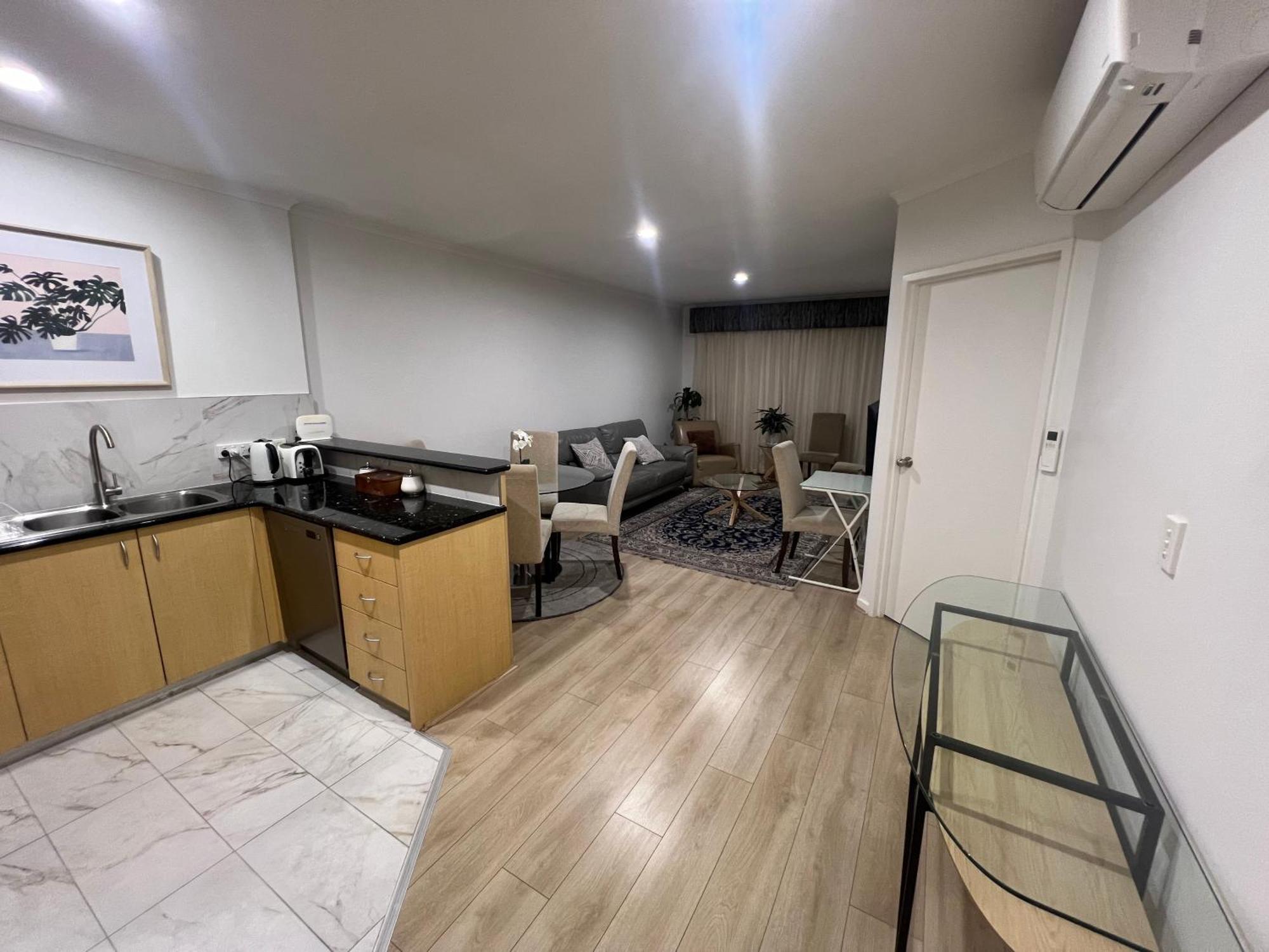 Adelaide Cbd Apartment - 3Br, 2Bath & Carpark Eksteriør billede